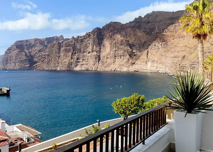 Patti Los Gigantes *